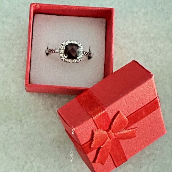 2 Carat Cushion Cut Genuine Garnet & Halo Cz Ring In Silver Size 8 Gift Box! - Picture 3 of 7